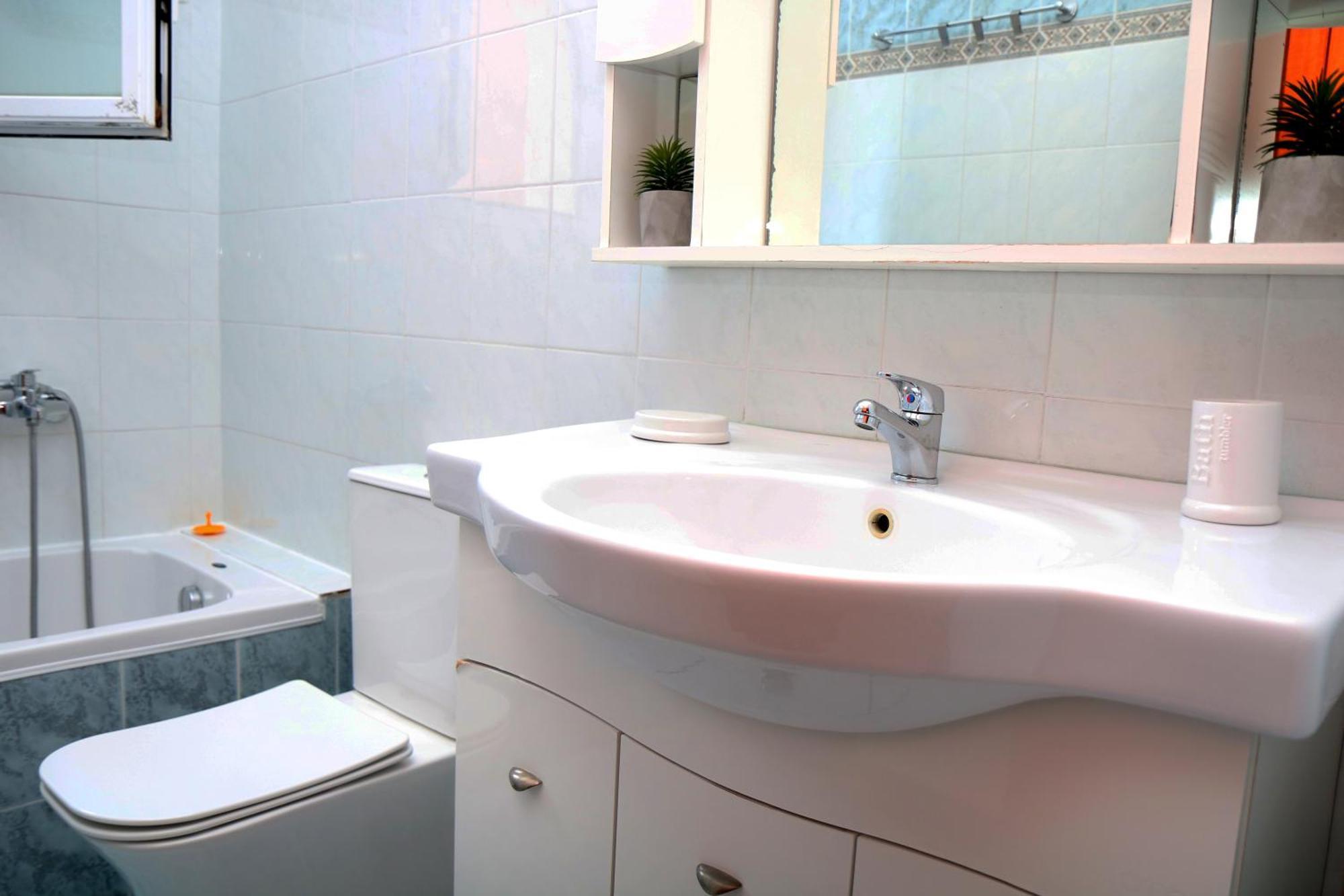 Villa Sunrise Apartment Gouvia Ngoại thất bức ảnh