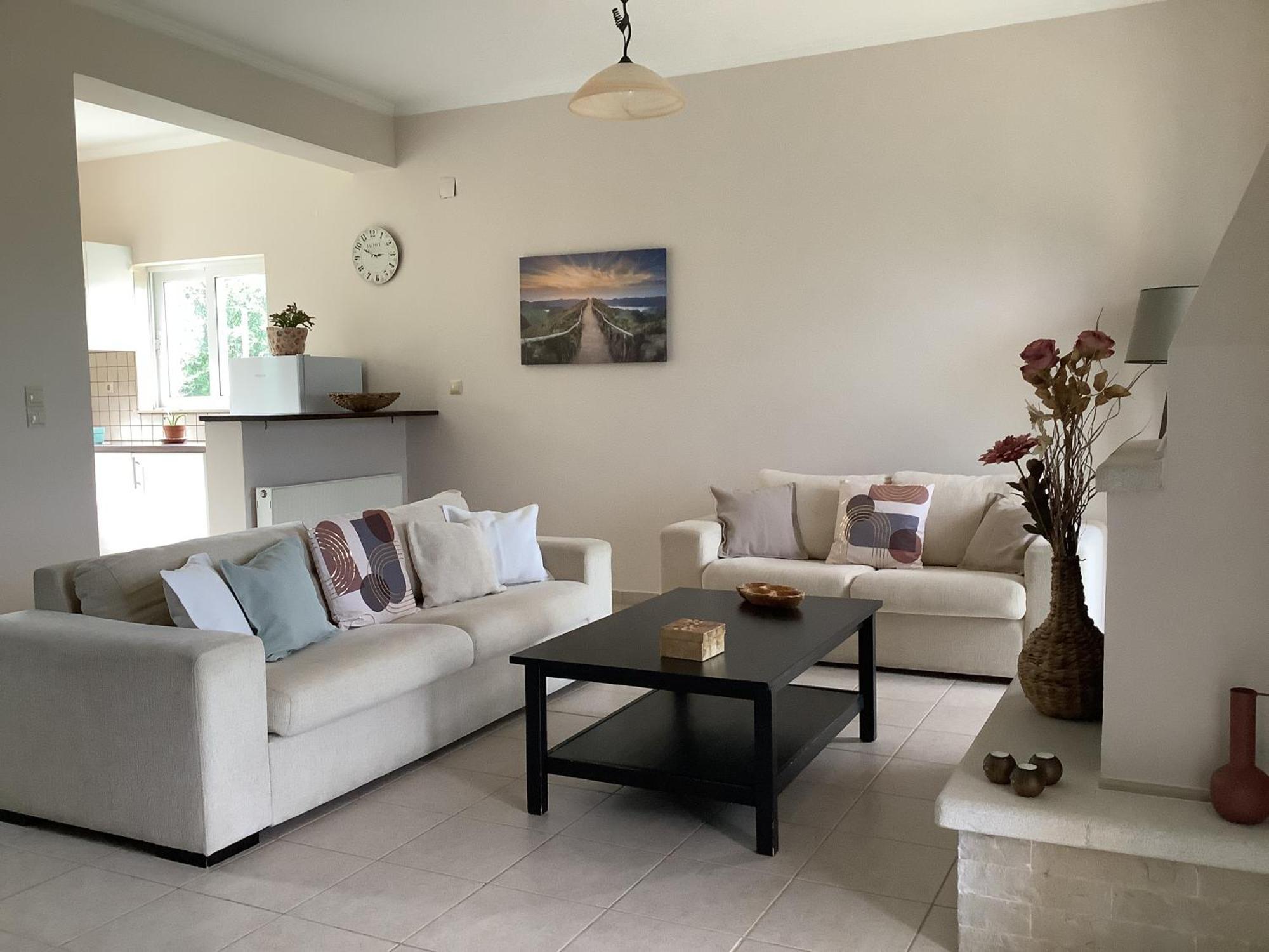 Villa Sunrise Apartment Gouvia Ngoại thất bức ảnh